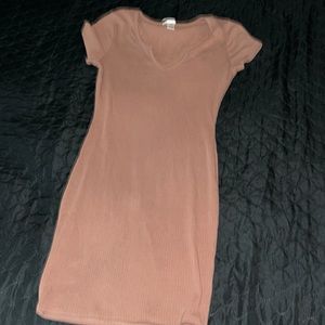 Simple dress size: M